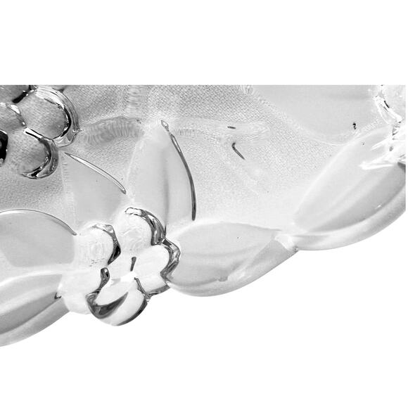 Mikasa "Carmen" Round Glass Platter 12 1/8" Diameter Frosted Floral/Berry Relief - Picture 3 of 5